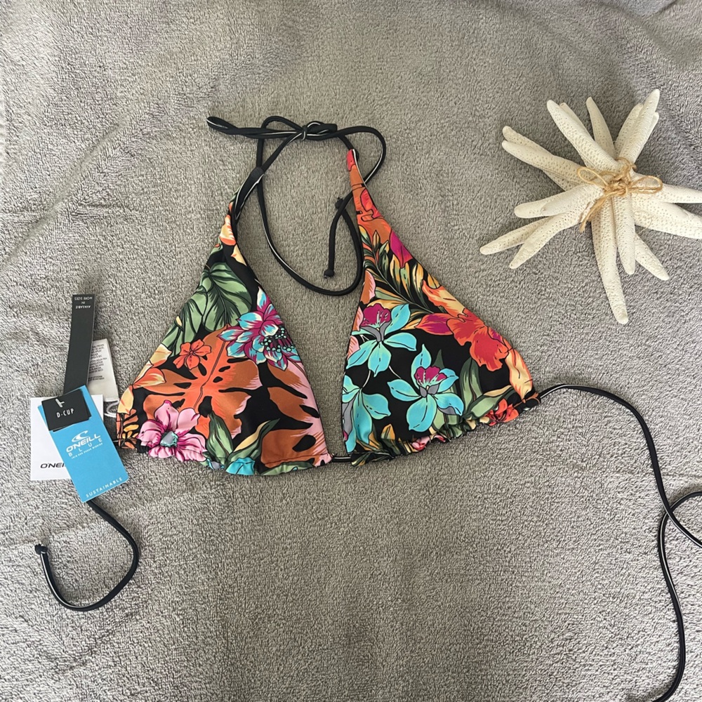 O’Neill new tag bikini top